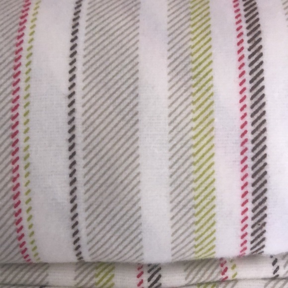 Martha Stewart Flannel Sheet Set - Picture 2 of 5